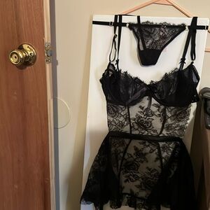 NWT Victorias Secret Wicked Lace Babydoll set